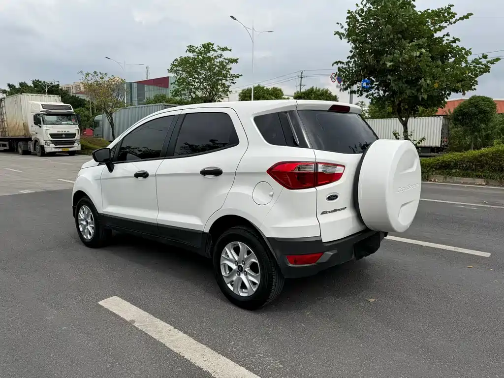 Ford Ecosport — миниатюра 6