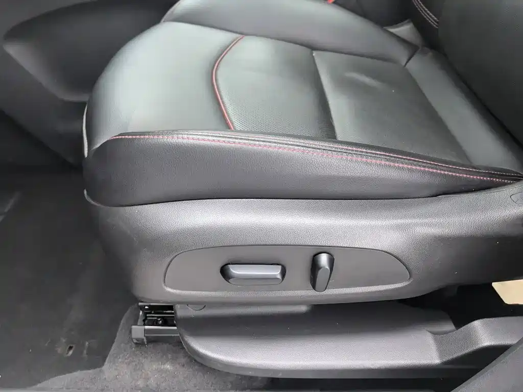 Chevrolet Equinox — миниатюра 20