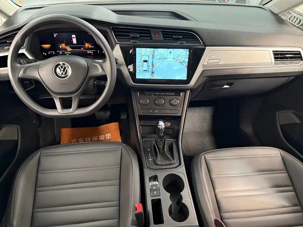 Volkswagen Touran — миниатюра 9