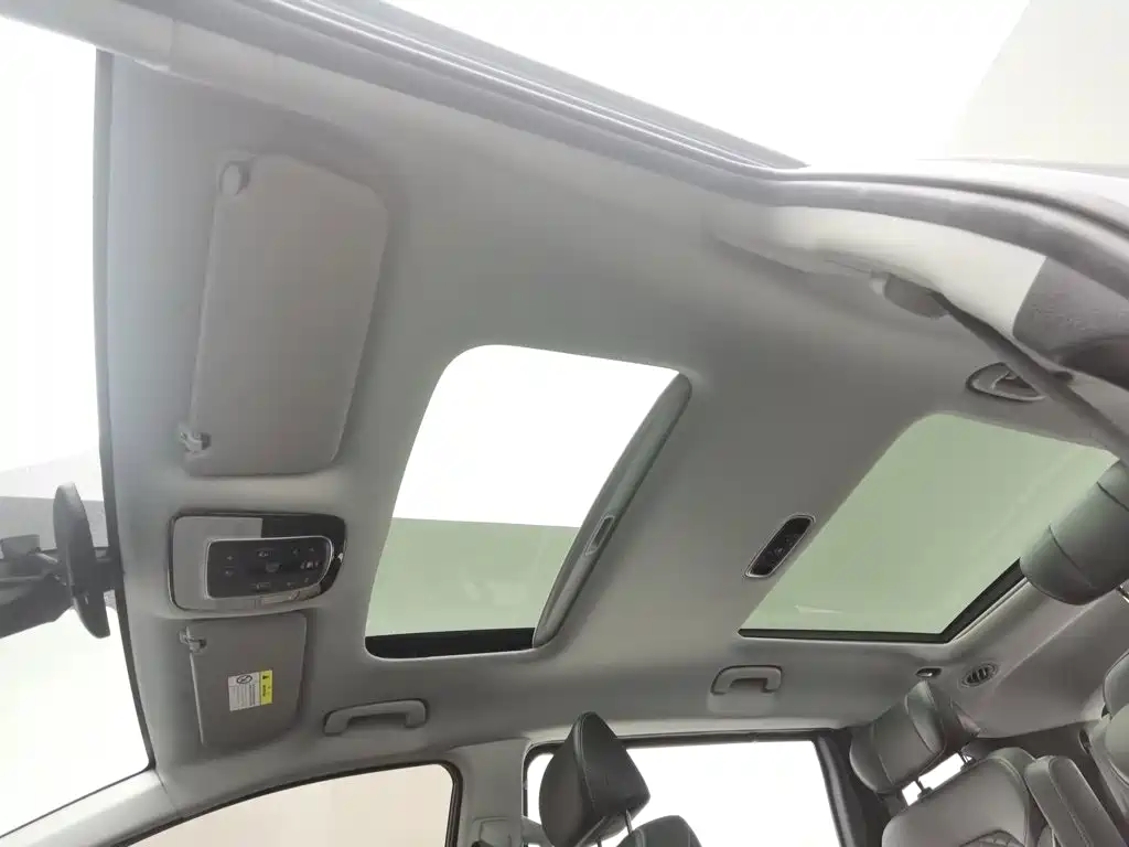 Hyundai Custo — миниатюра 14