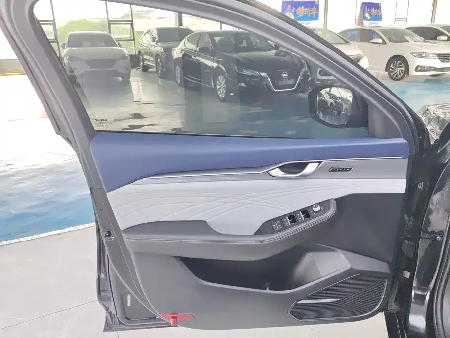 Geely Xingrui — миниатюра 7