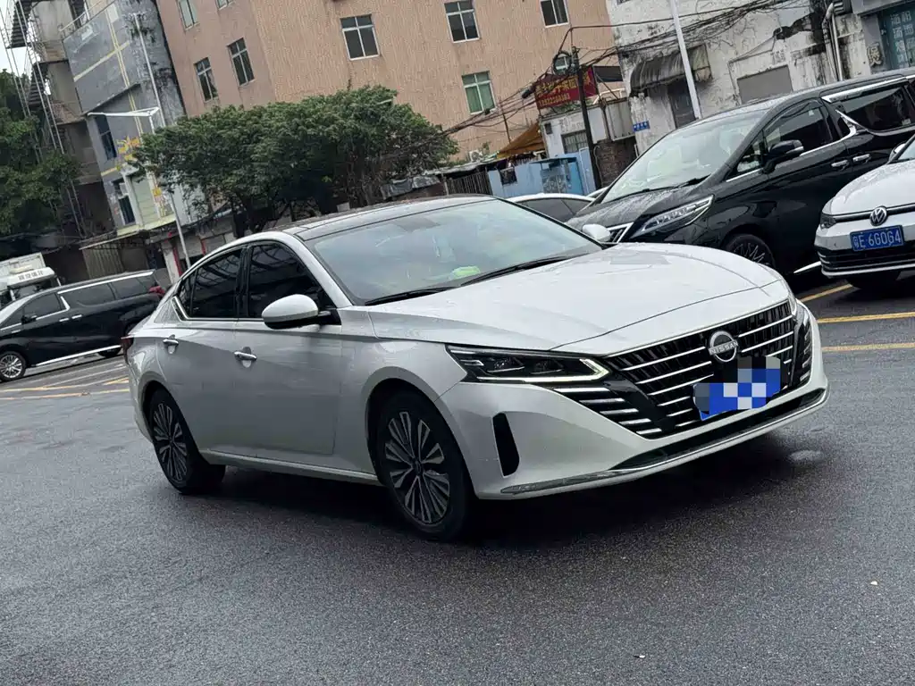 Nissan Teana — миниатюра 2