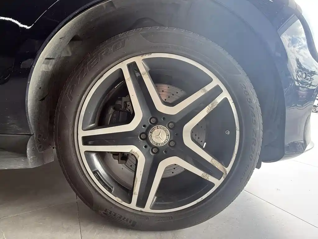 Mercedes-Benz GLE (Import) — миниатюра 14