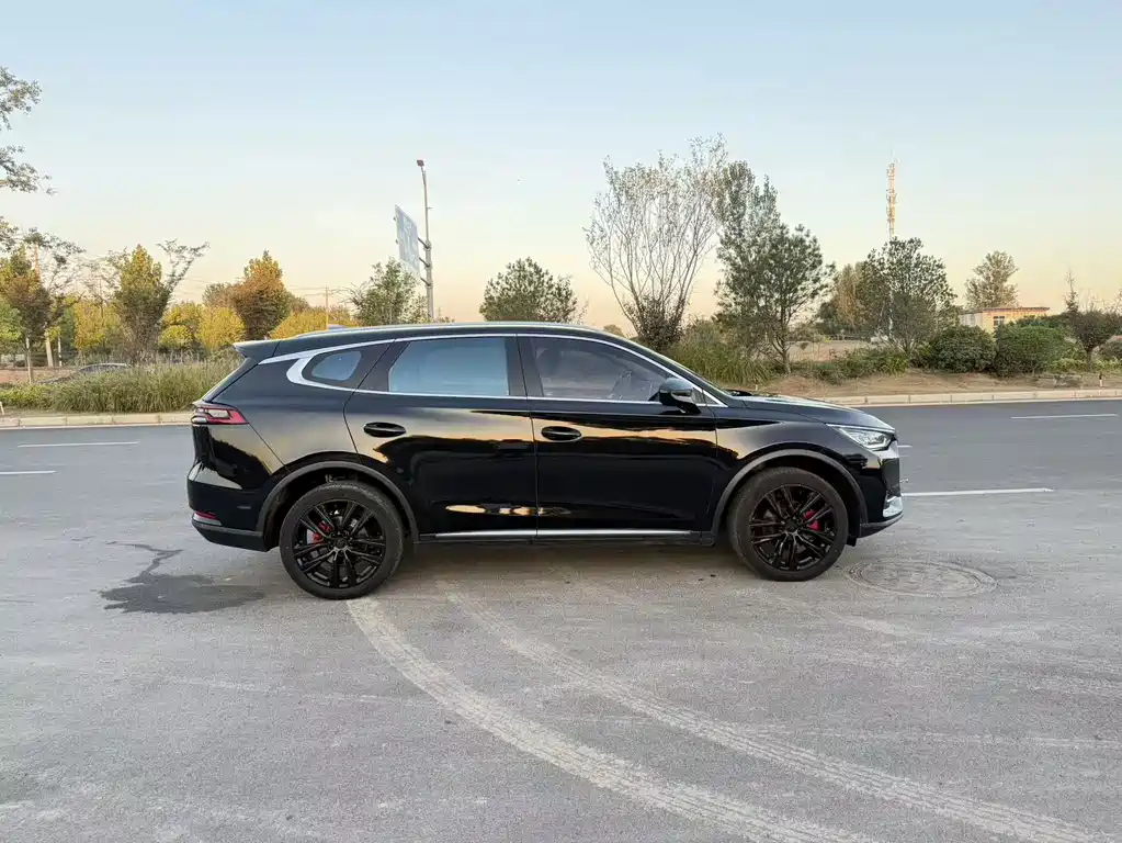 BYD Tang — миниатюра 4