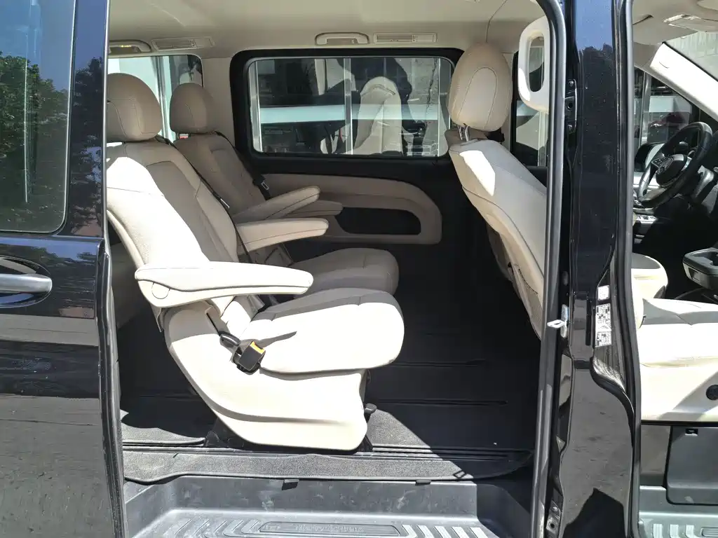Mercedes-Benz Vito — миниатюра 8