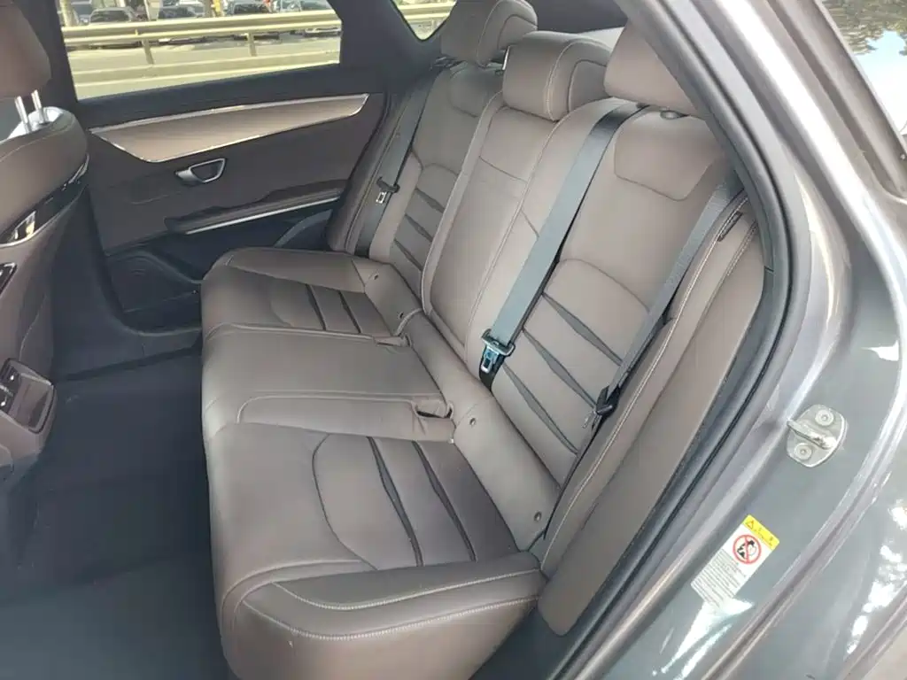 BYD Han — миниатюра 17
