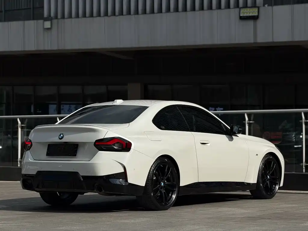BMW 2 Series (Import) — миниатюра 8