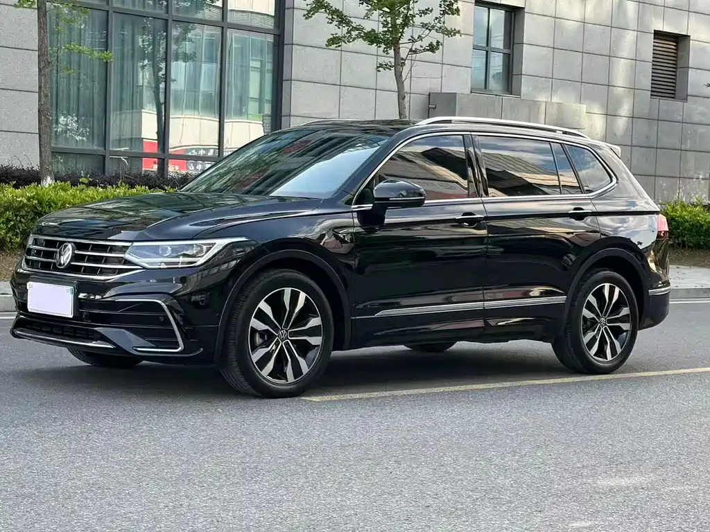 Volkswagen Tiguan L 2024
