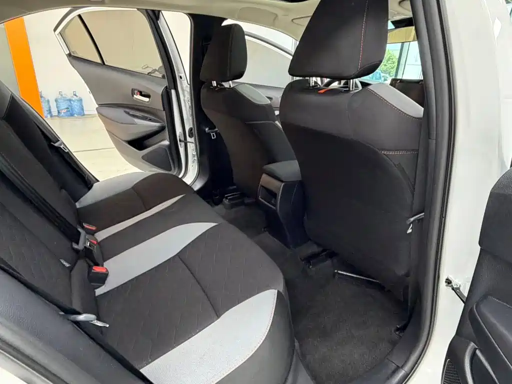 Toyota Corolla — миниатюра 9