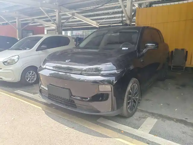 2025 Leapmotor B10