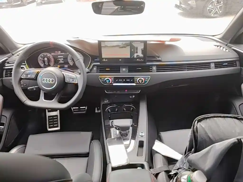 Audi A4L — миниатюра 10