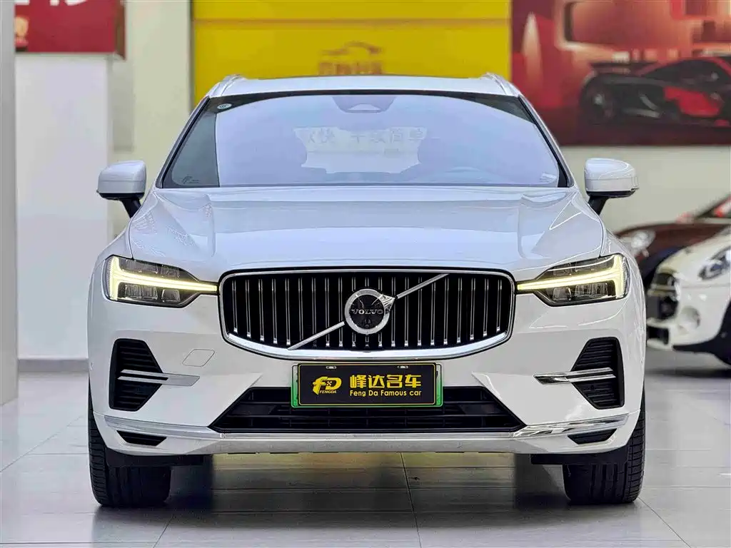 VOLVO XC60 PLUG IN HYBRID