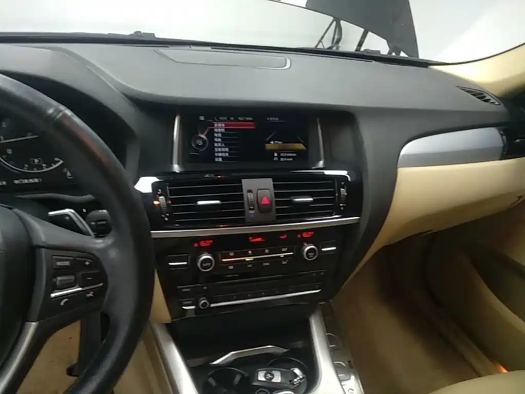 BMW X4 — миниатюра 13