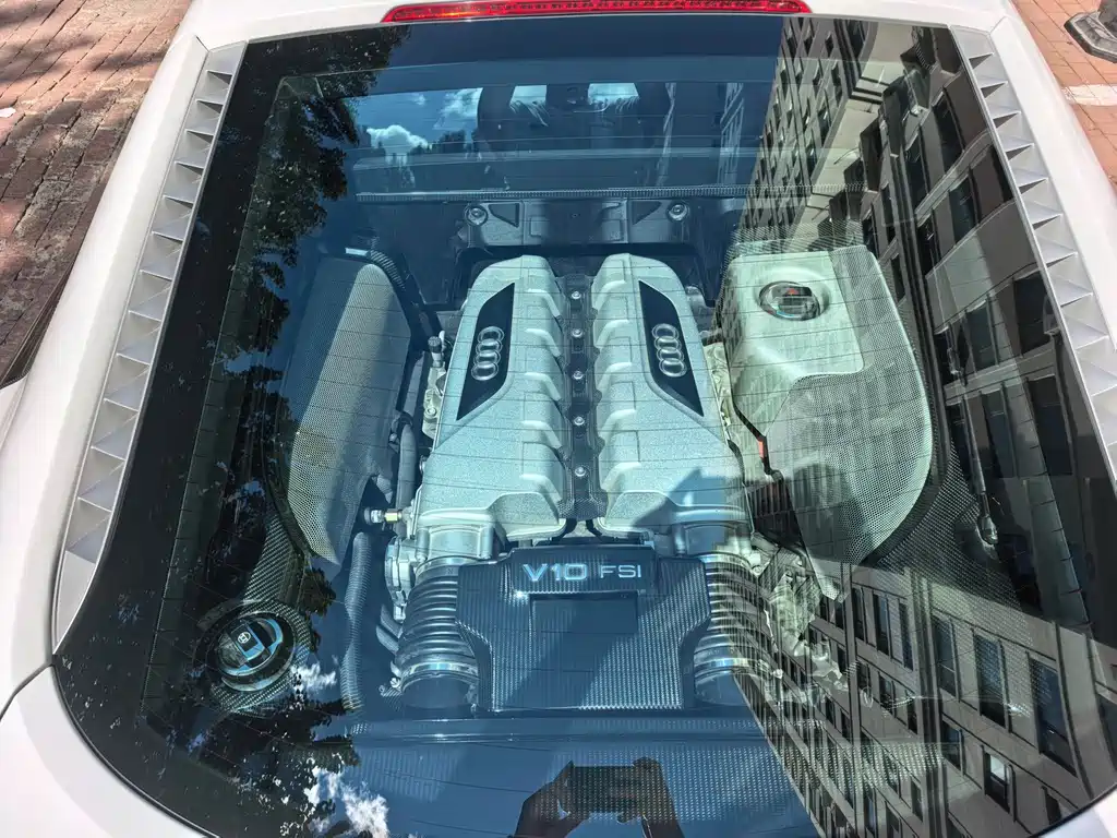 Audi R8 — миниатюра 10