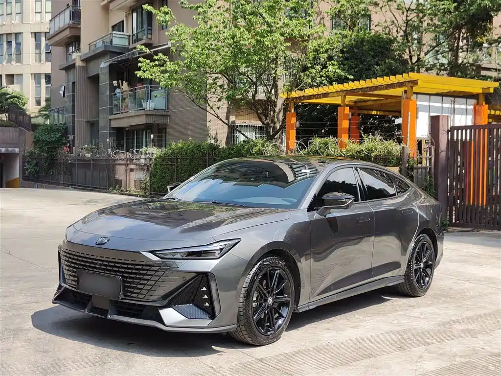 Changan UNI-V 2023