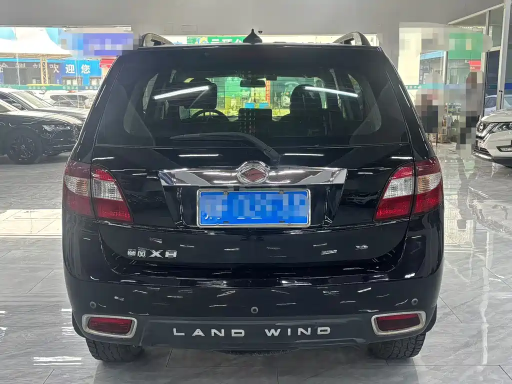 Landwind Landwind X8 — миниатюра 8