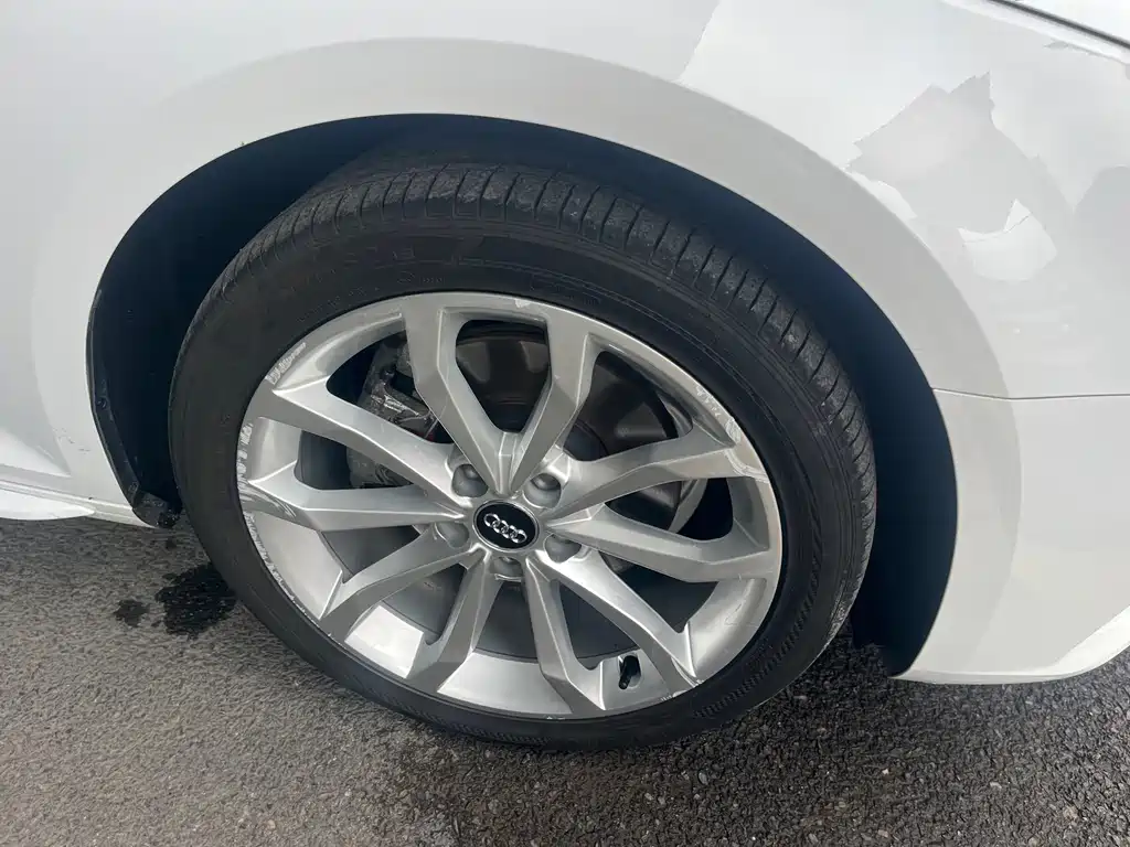 Audi A4L — миниатюра 5