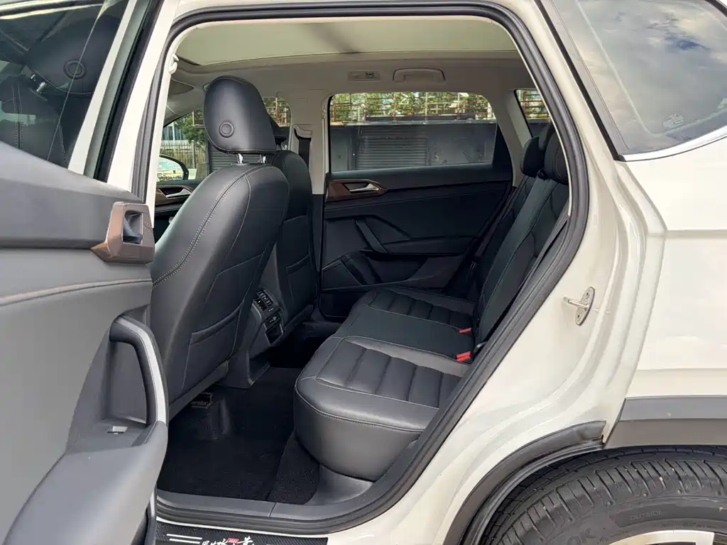 Volkswagen Tharu — миниатюра 9