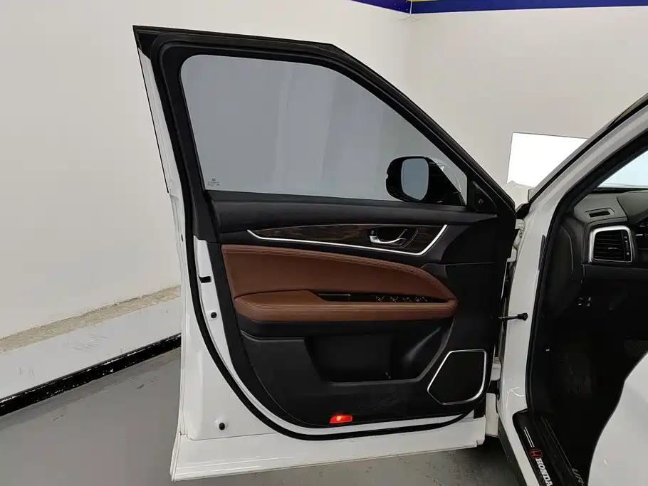 Honda UR-V — миниатюра 7