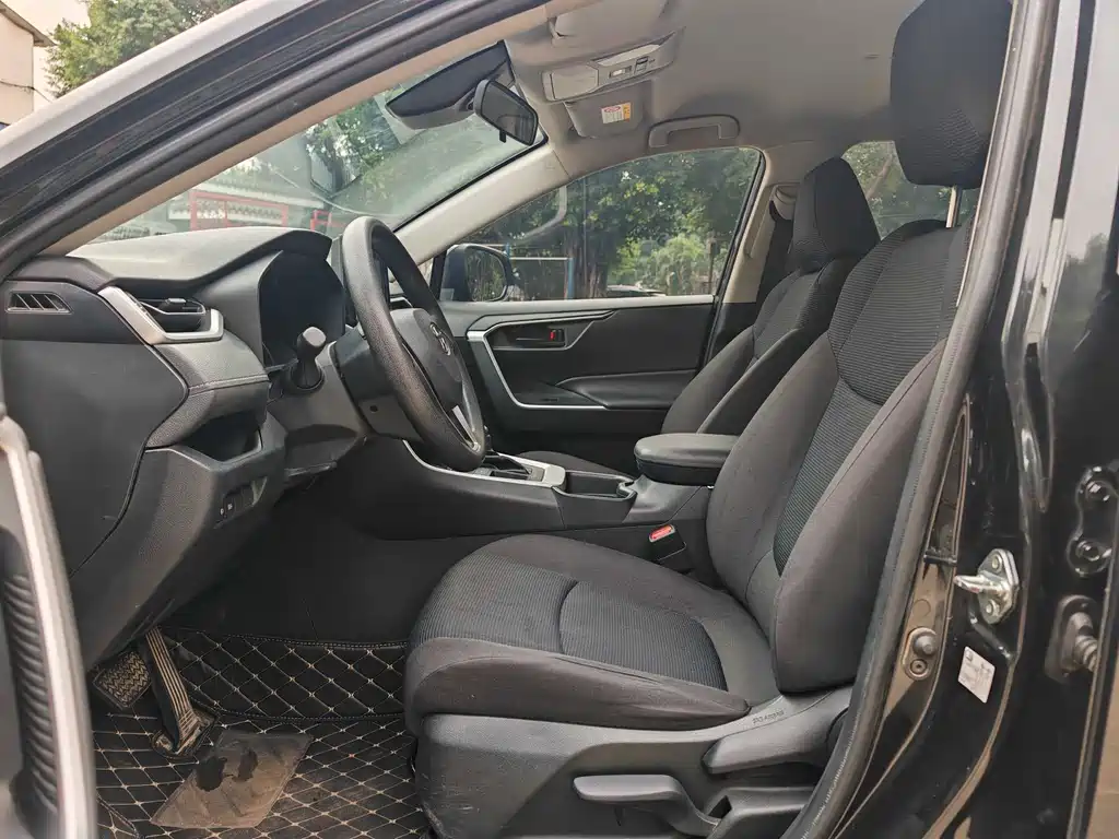 TOYOTA RAV4 RONGFANG