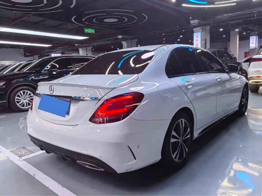 Mercedes-Benz C-Class — миниатюра 9