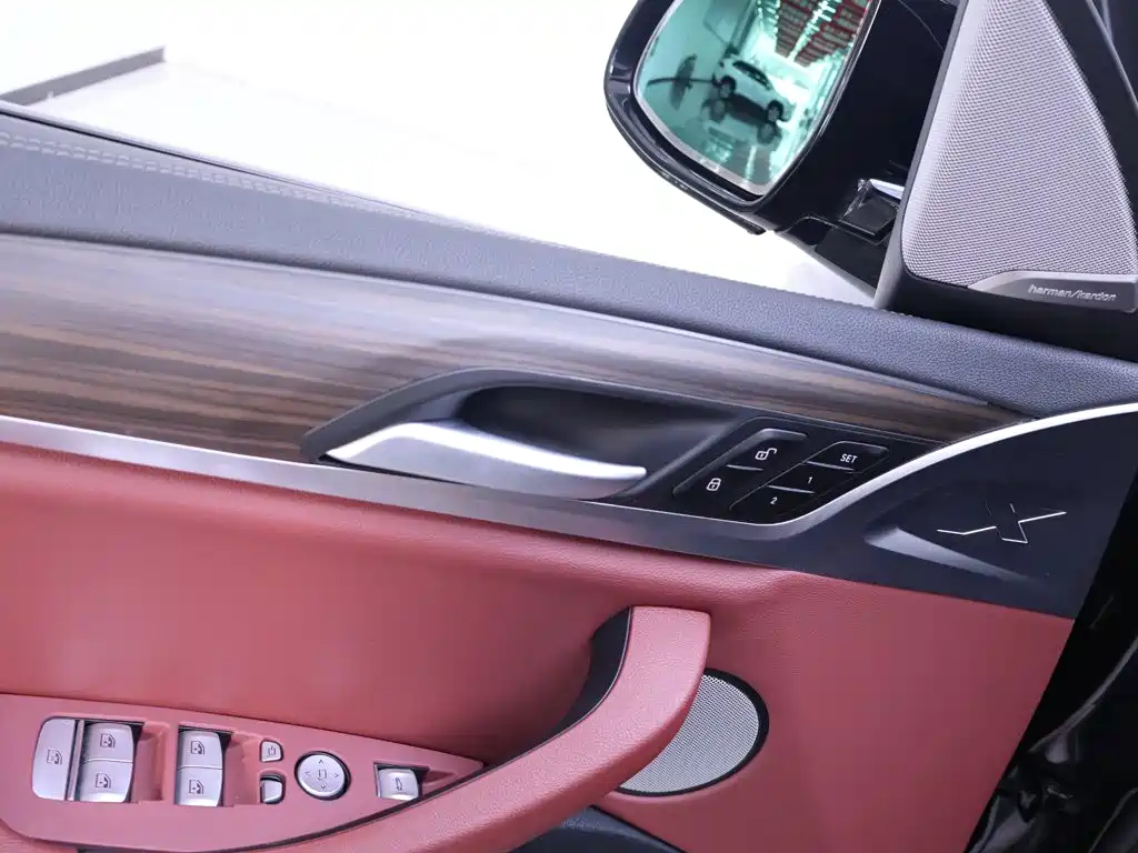 BMW X3 — миниатюра 17