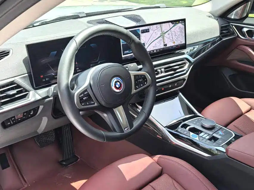 BMW i4 2023 eDrive35