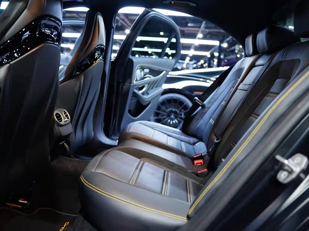 Mercedes-Benz E-Class AMG — миниатюра 23