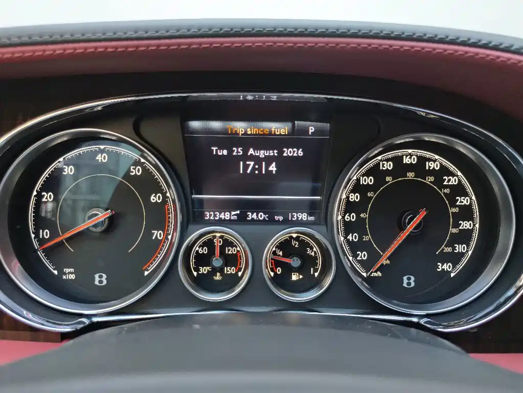 Bentley Flying Spur — миниатюра 15