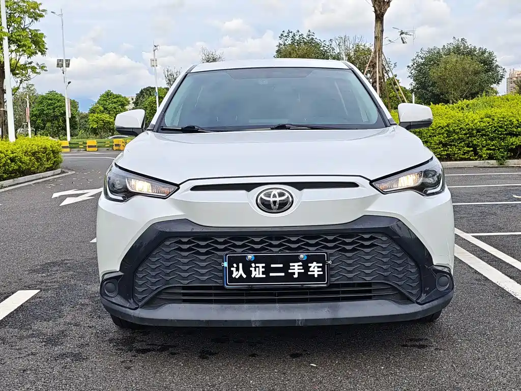 Toyota Frontlander — миниатюра 2