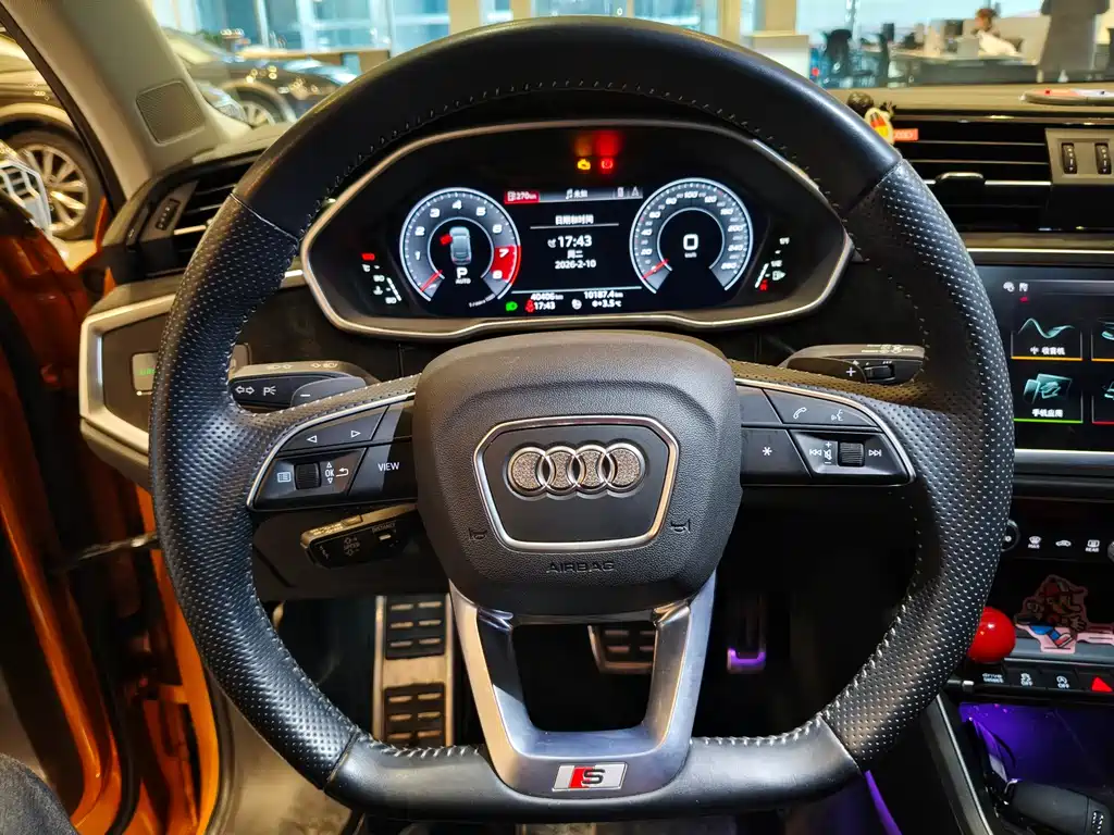 AUDI Q3 SPORTBACK