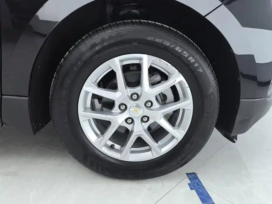 Chevrolet Equinox — миниатюра 6