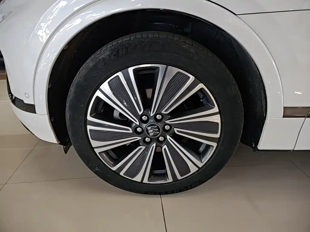 Buick E5 — миниатюра 23