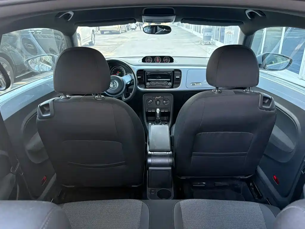 Volkswagen Beetle — миниатюра 5