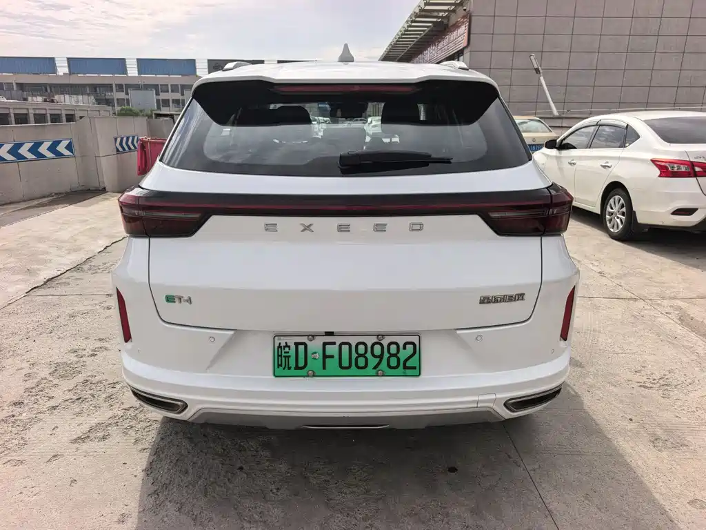 Exeed C-DM 2022 1.5TCI-DHT 105KM