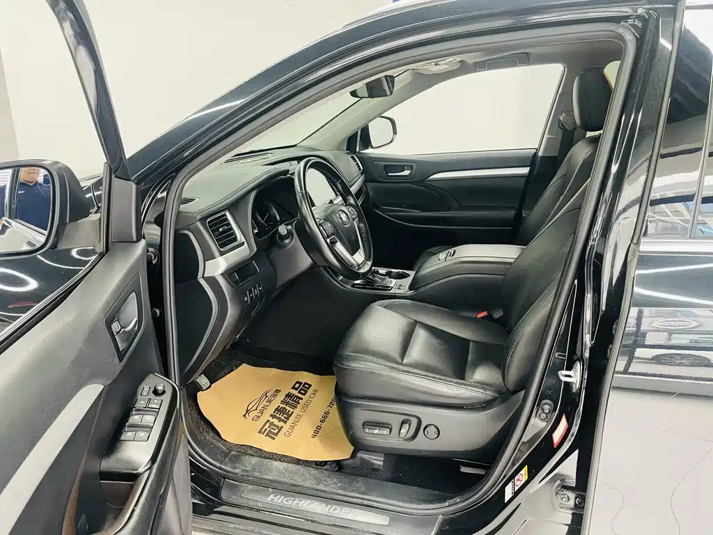 Toyota Highlander — миниатюра 4