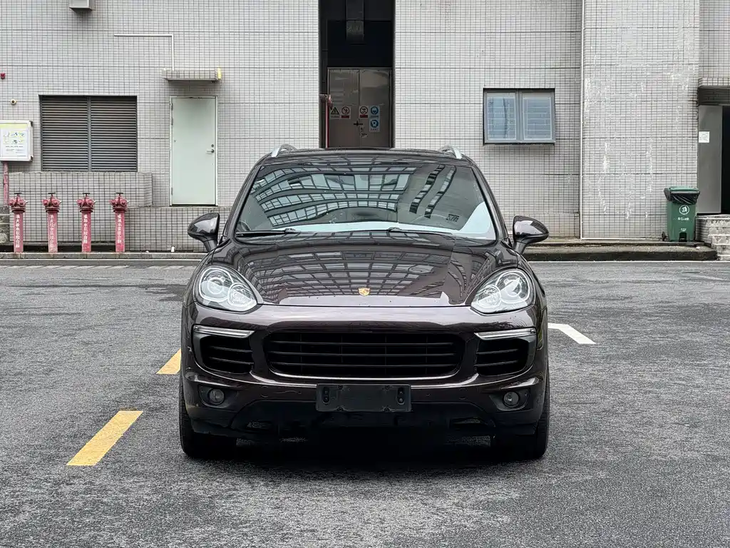 Porsche Cayenne — миниатюра 2