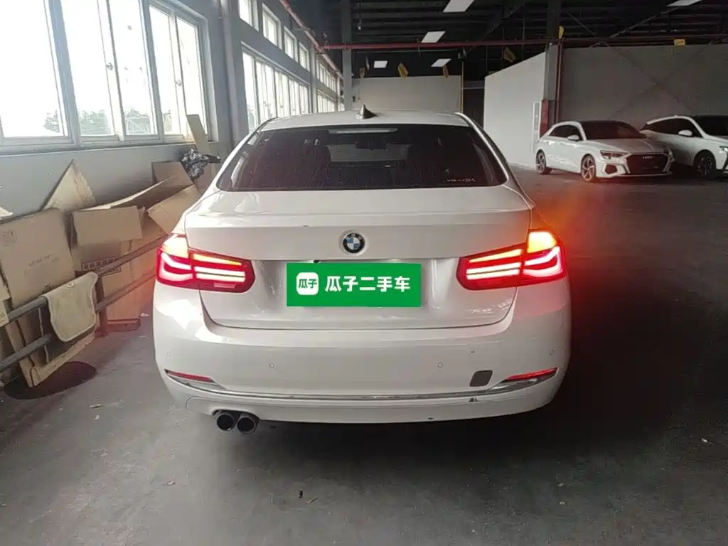 BMW 3 Series — миниатюра 6