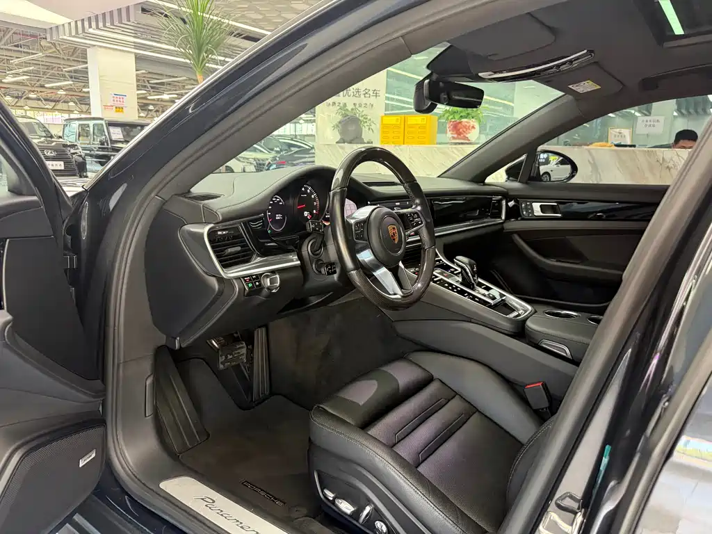 Porsche Panamera — миниатюра 4