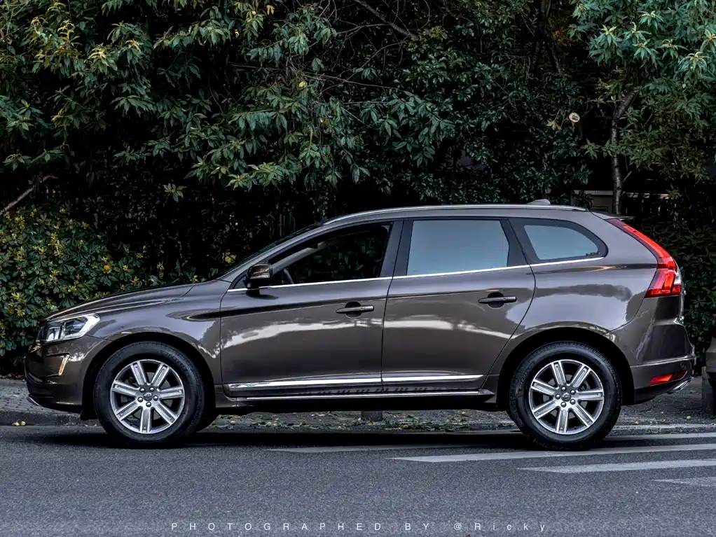 Volvo XC60 — миниатюра 2