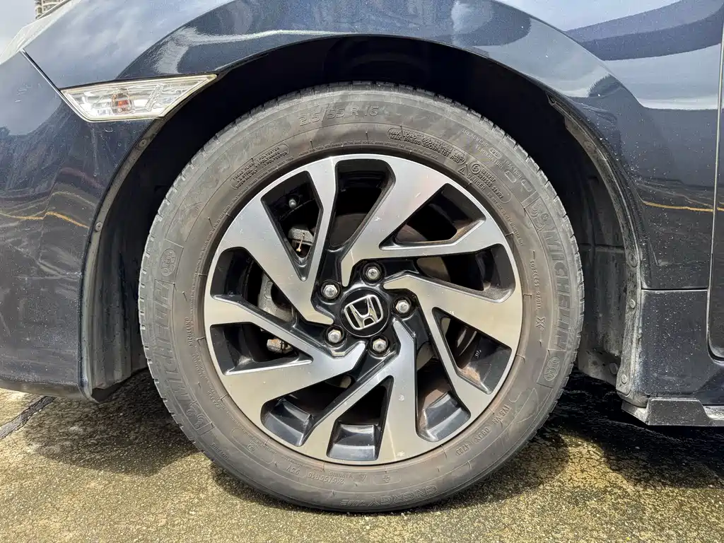 Honda Civic — миниатюра 25