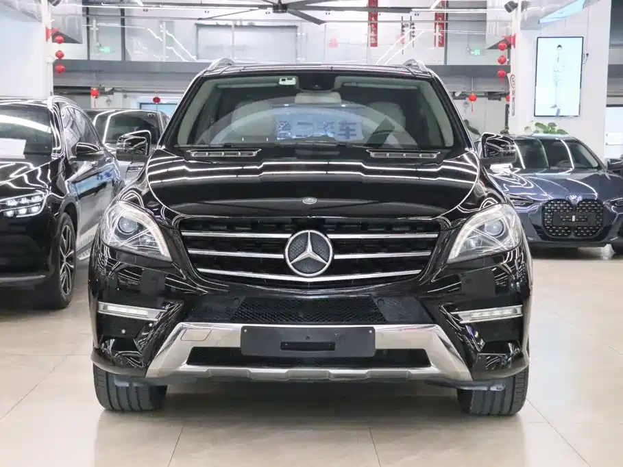 Mercedes-Benz M-Class — миниатюра 2