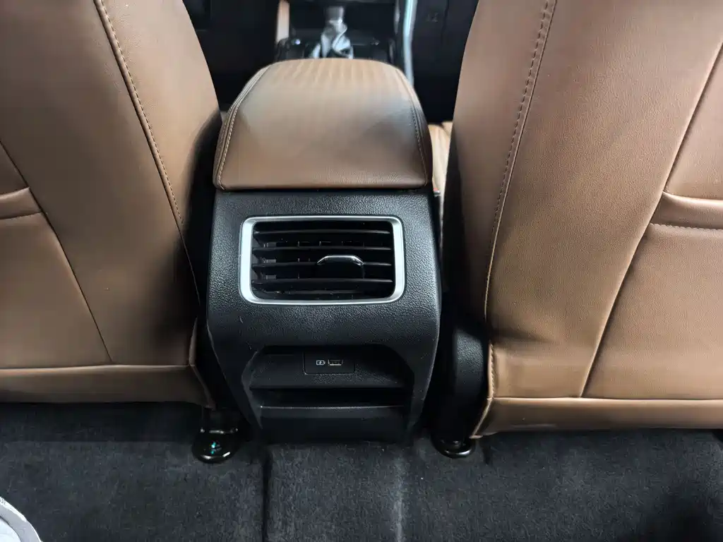 GEELY AUTOMOBILE VISION X6