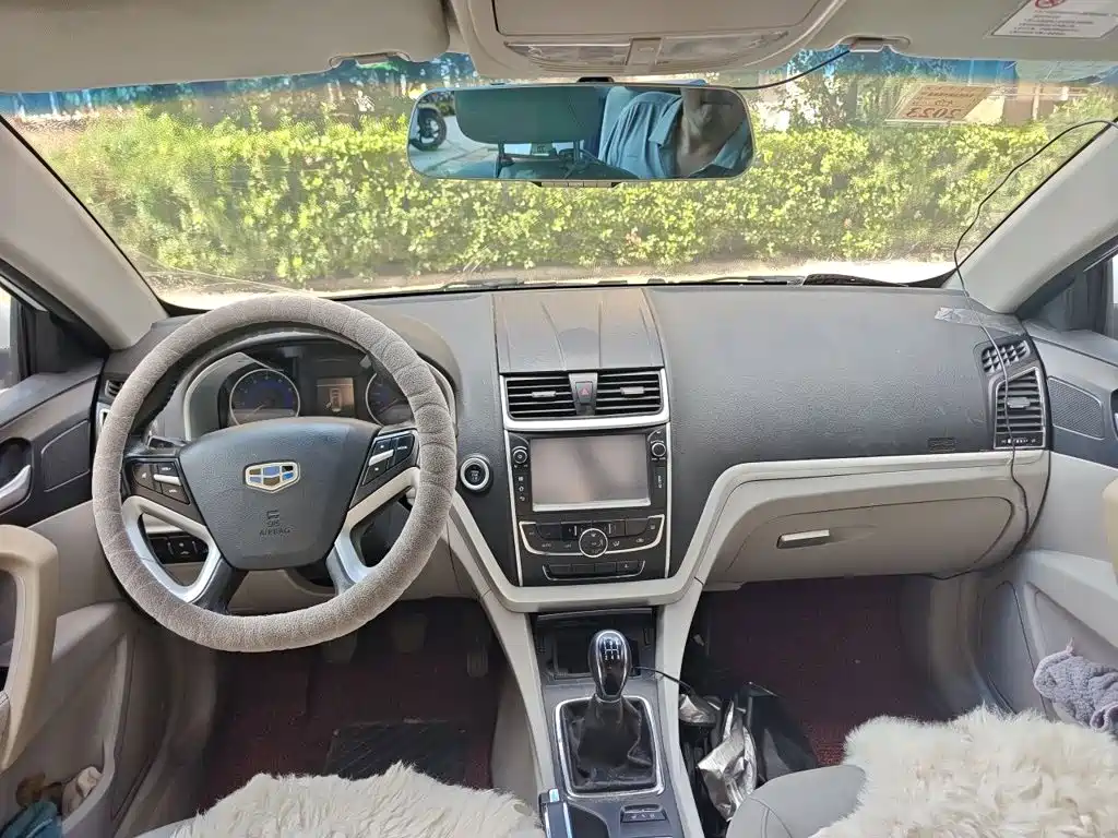 Geely Emgrand — миниатюра 10