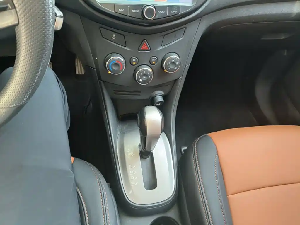 Chevrolet Trax — миниатюра 14