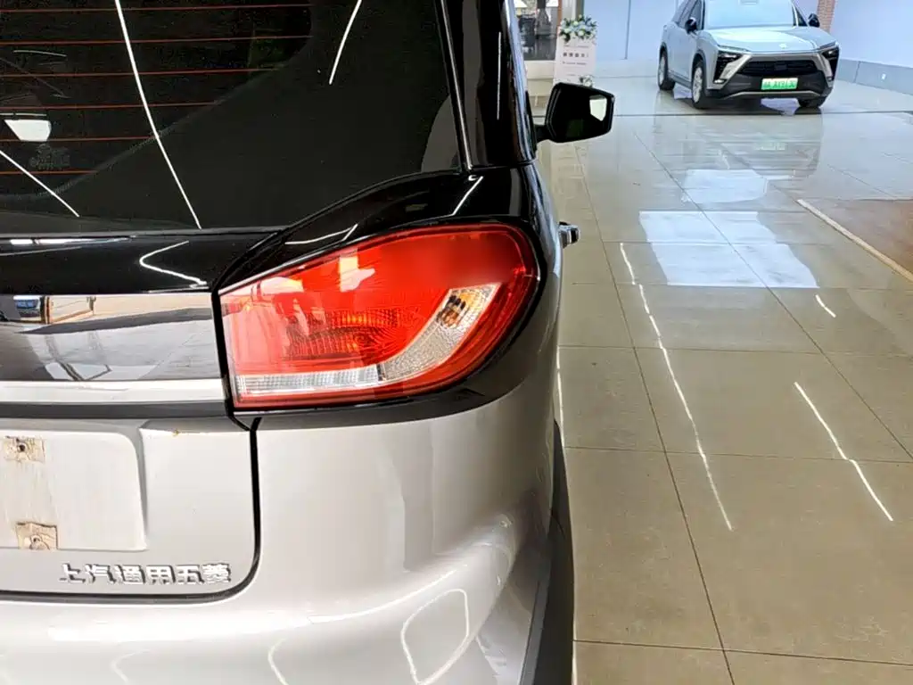 Baojun E100 — миниатюра 8