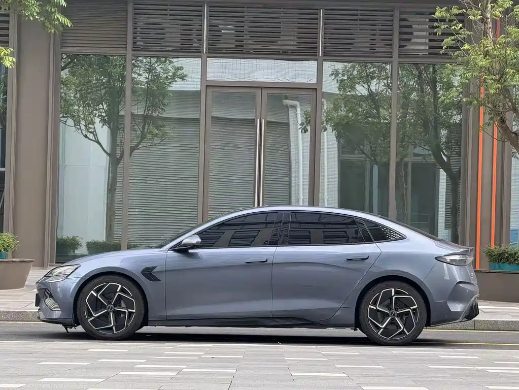 BYD Seal — миниатюра 4