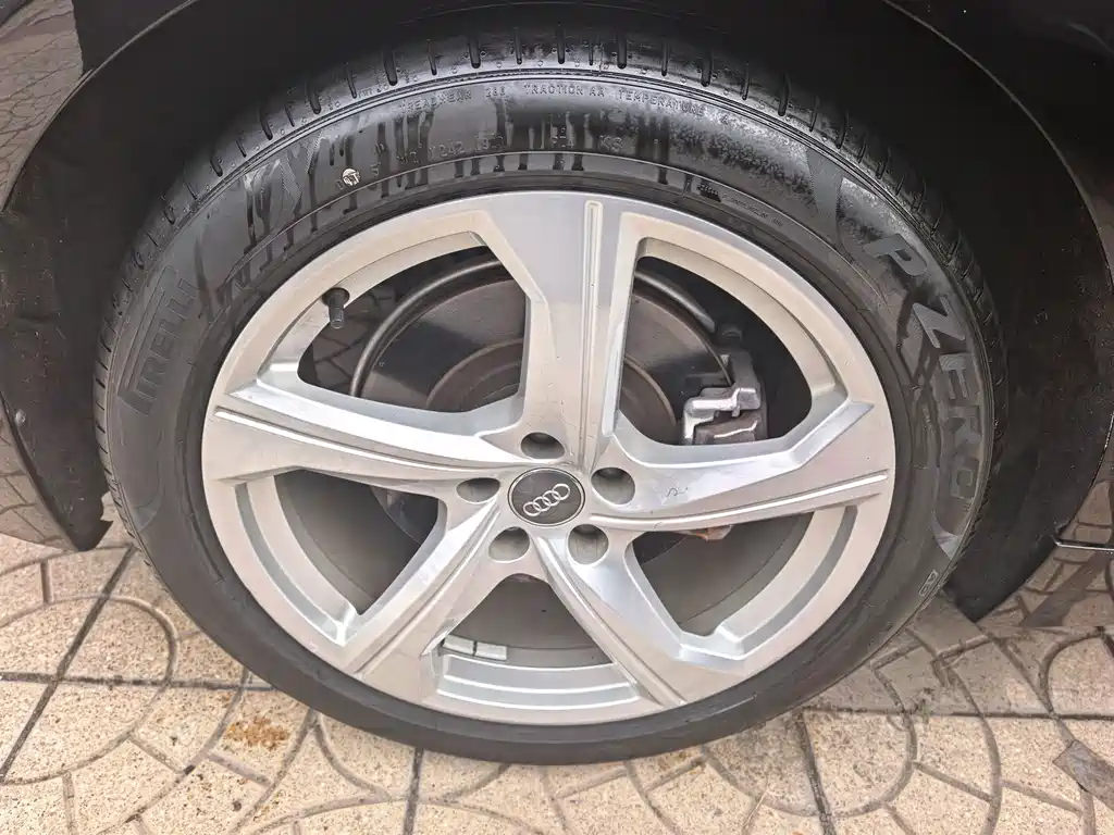Audi A6L — миниатюра 12