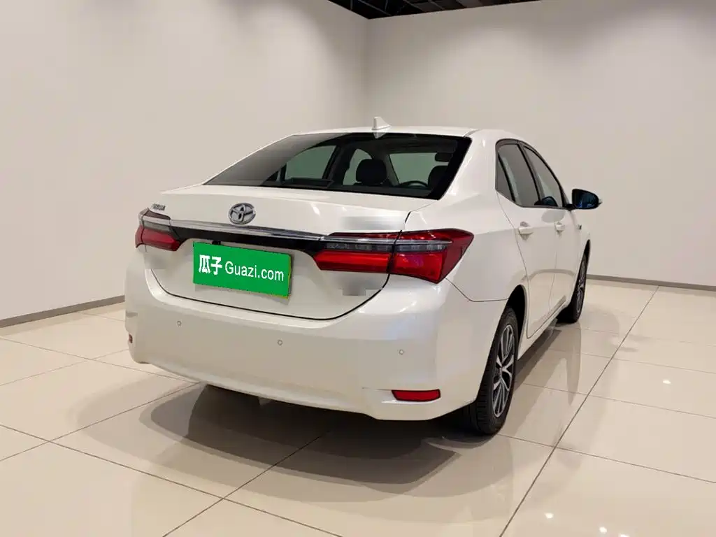 Toyota Corolla — миниатюра 6
