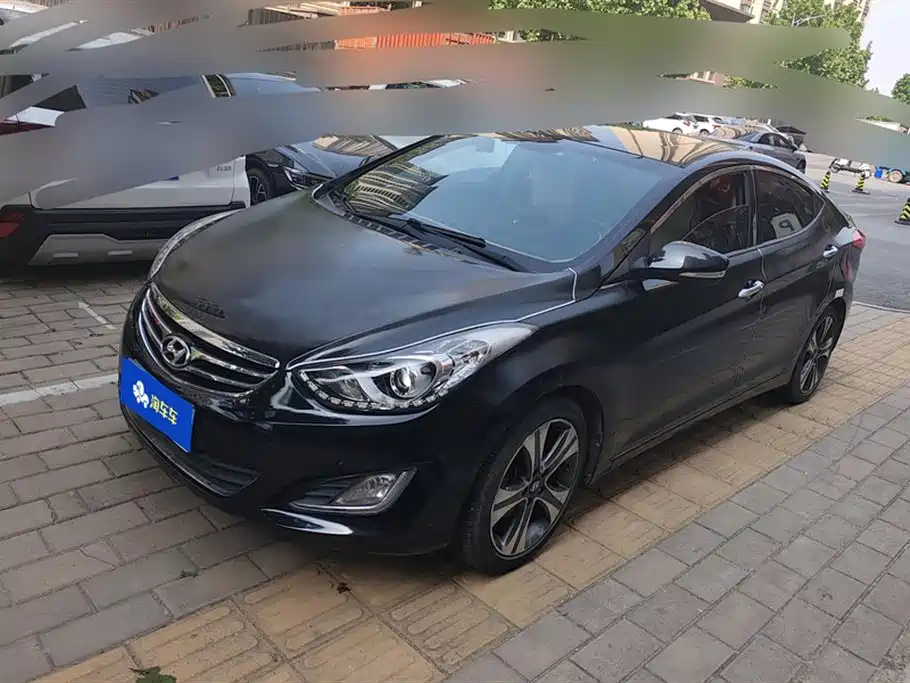 Hyundai Elantra Langdong 2012